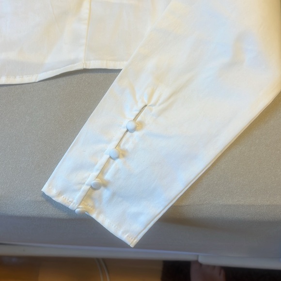 Forever 21 size medium brand new never worn white linen off the shoulder top - Picture 2 of 4